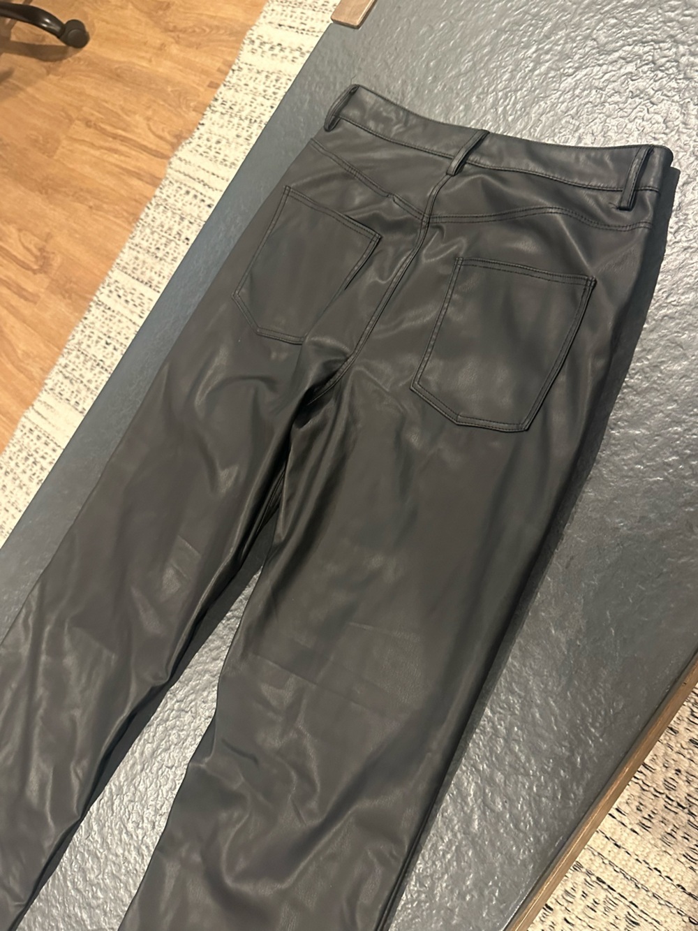 Zara Black Faux Leather Pants - Picture 6 of 7